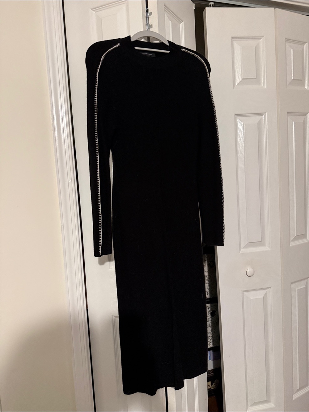 Ann Taylor Black Knit V-Neck Sweater